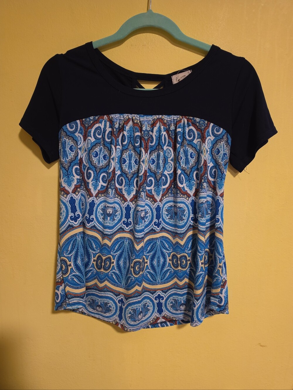 Emi & Joe Women's Size Small Vibrant Blue Bohemian Paisley Print Blouse